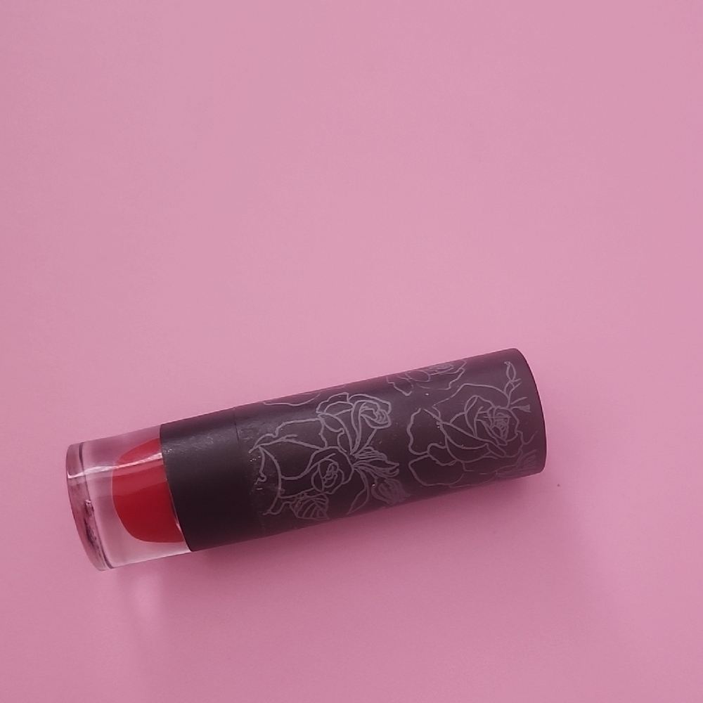 Kat Von D Studded Kiss Crème Lipstick – Santa Sangre Discont.NEW Not Swatched - Picture 3 of 8